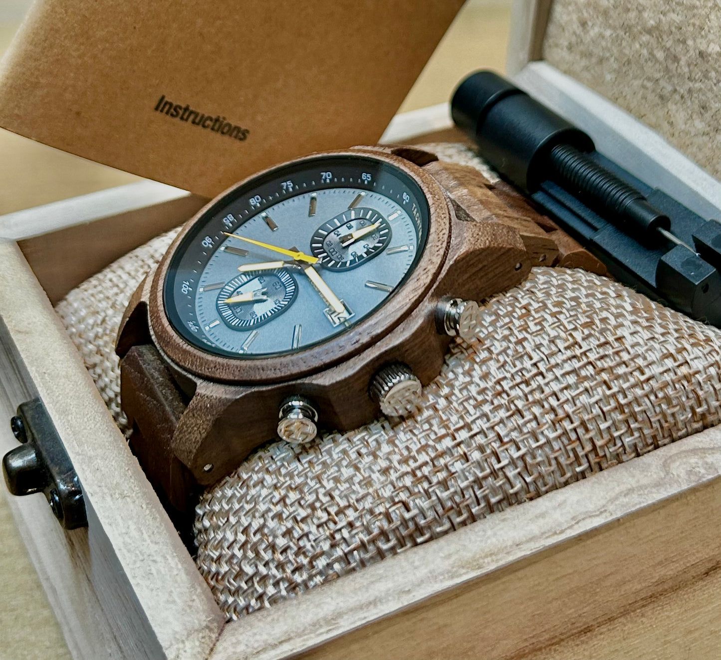 GT 351 -wooden watch